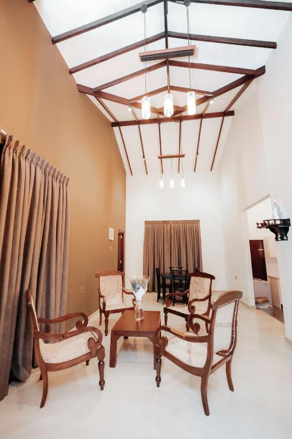 Negombo 146 Homestay Bagian luar foto
